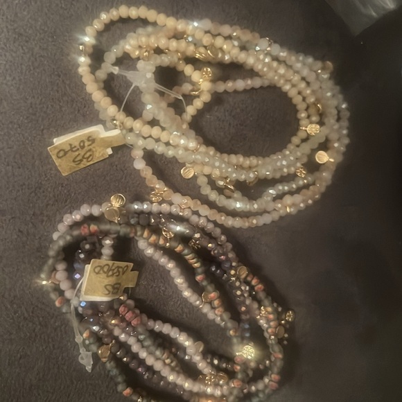 Sparkly Multi strand, tiny glass beaded stretch bracelet - Picture 4 of 5